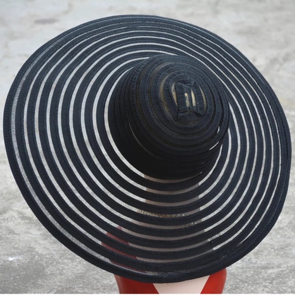 CLASSIC BLACK SUN HAT🖤 - Picture 2 of 3